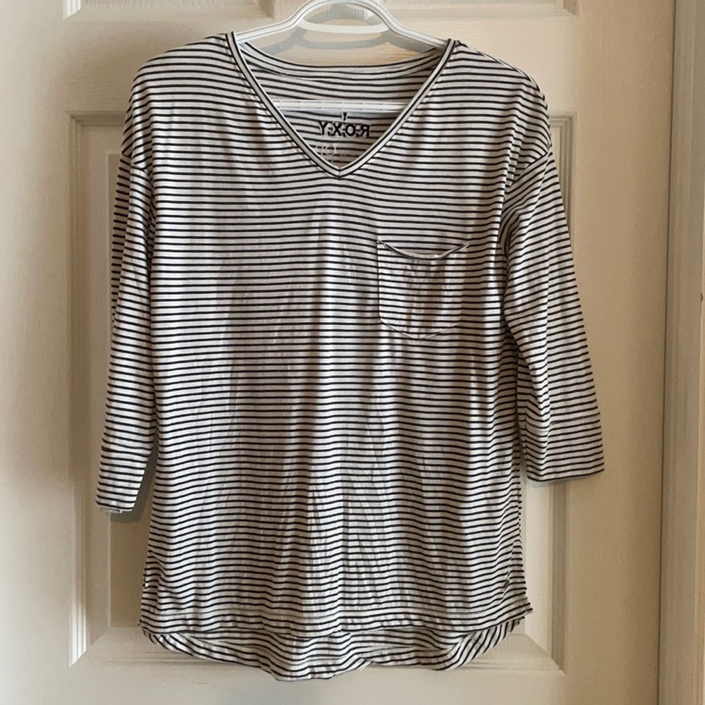 Roxy Women’s striped 3/4 sleeve top